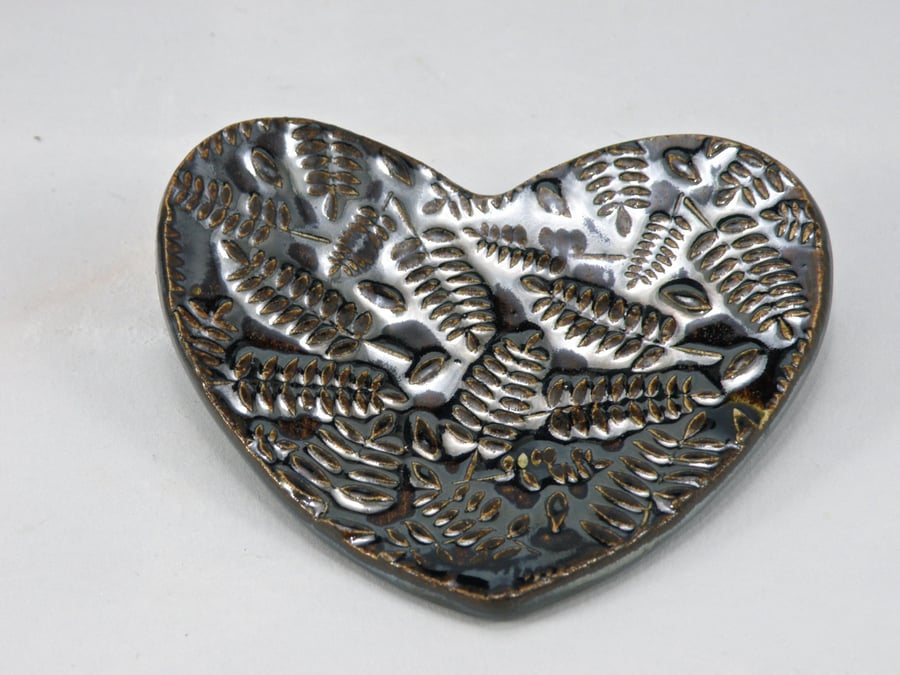 Heart shaped Ring Dish Tea Bag Holder Spoon rest Stoneware foodsafe & lead free 