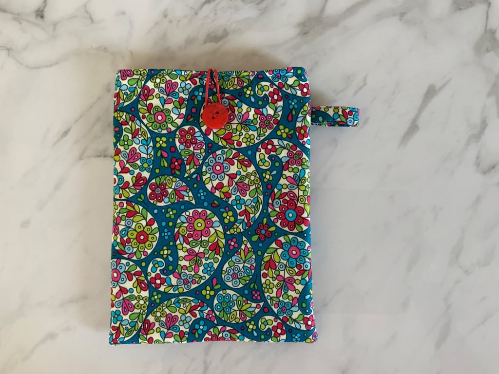 Kindle protective cover, paisley design in green tones