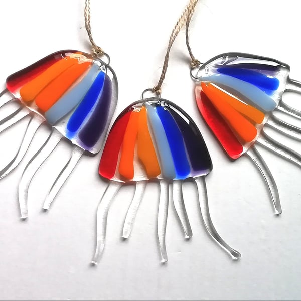 Rainbow Fused Glass Jellyfish Suncatcher: Beach Decor
