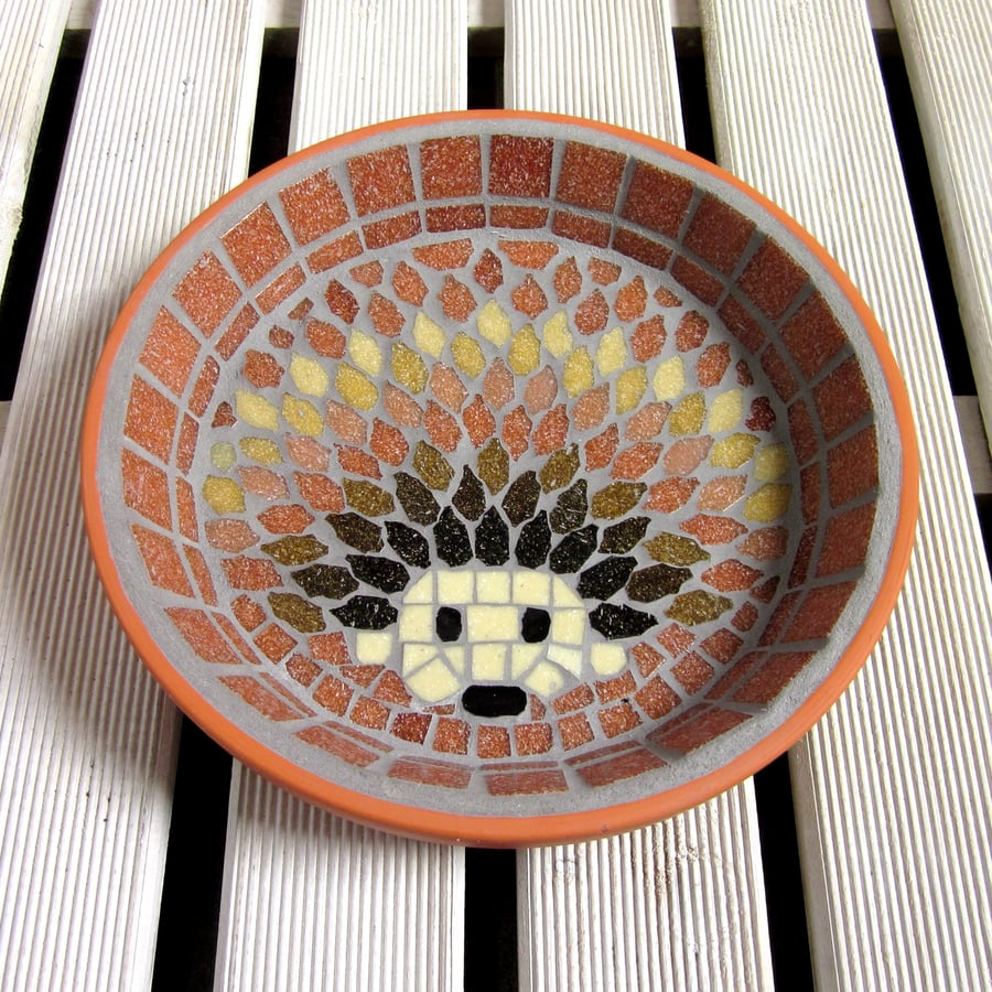 Mosaic Harvest Hedgehog Water Dish