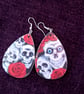 Funky Skull & Rose Earrings – Gothic Teardrop Dangles with Silver Accents - Image 4
