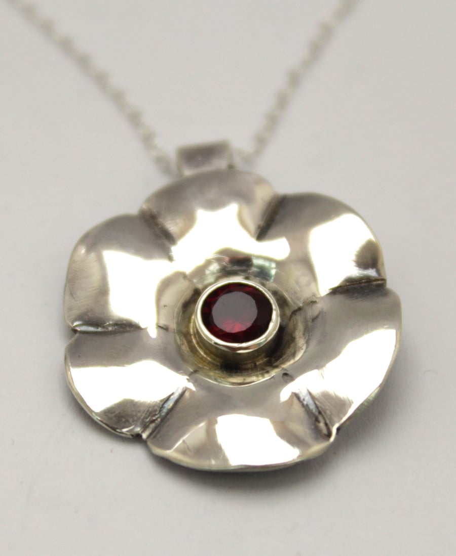 Flower pendant