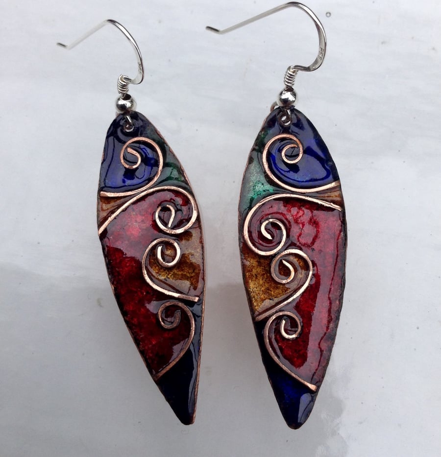 LEAF-SHAPED CLOISONNE ENAMELLED EARRINGS