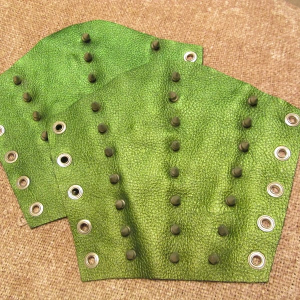 Metallic Green Spiked Bracers - Large Pair 