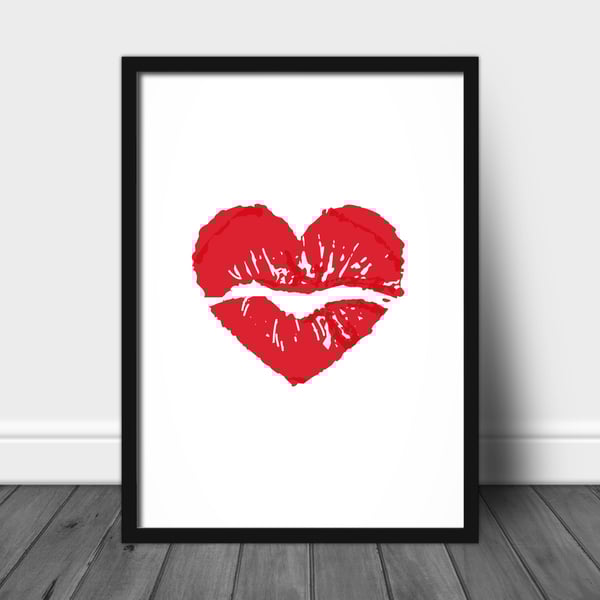 Heart lipst print, minimalistic wall decor, heart wall art, watercolour heart