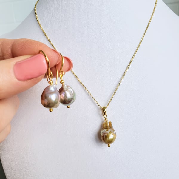 Unique Freshwater Pearl Set 18K Gold Plated Set Earrings Necklace Gift for Her