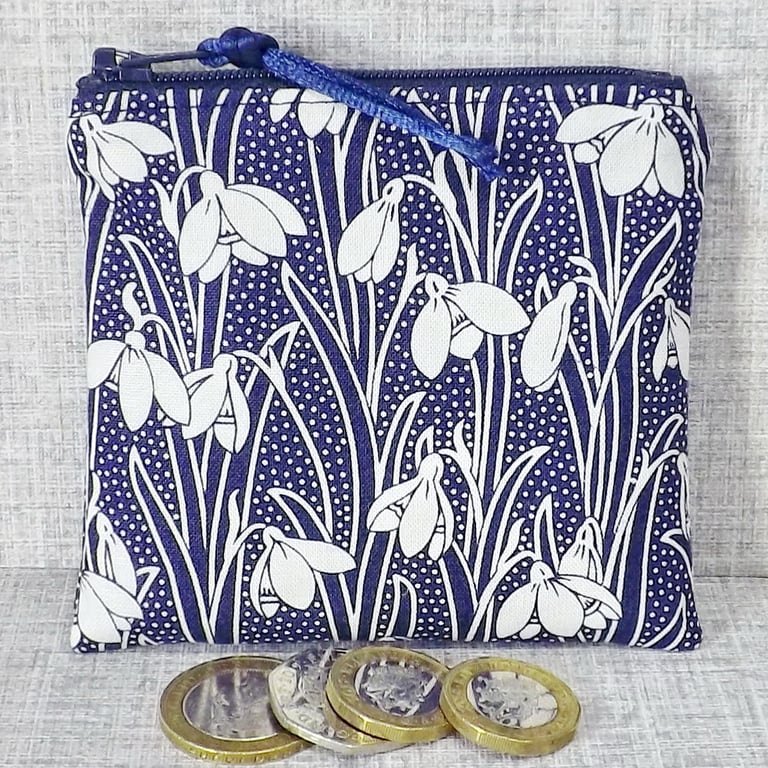 Small purse, coin purse, Liberty fabric, snowdrops.