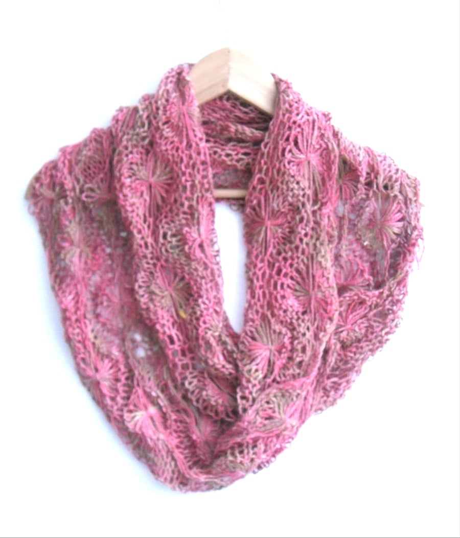 "Chilli Roast" hand knit flowery infinity scarf