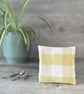 Super Seconds Festival  Vintage Floral Embroidered Linen Lavender Bag - Image 4