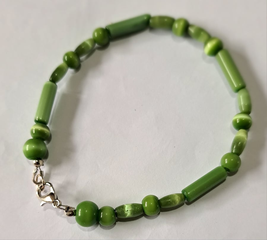 Green Quartz Cat's eye gemstone wired bracelet.