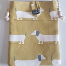 Cross body bag: daschunds