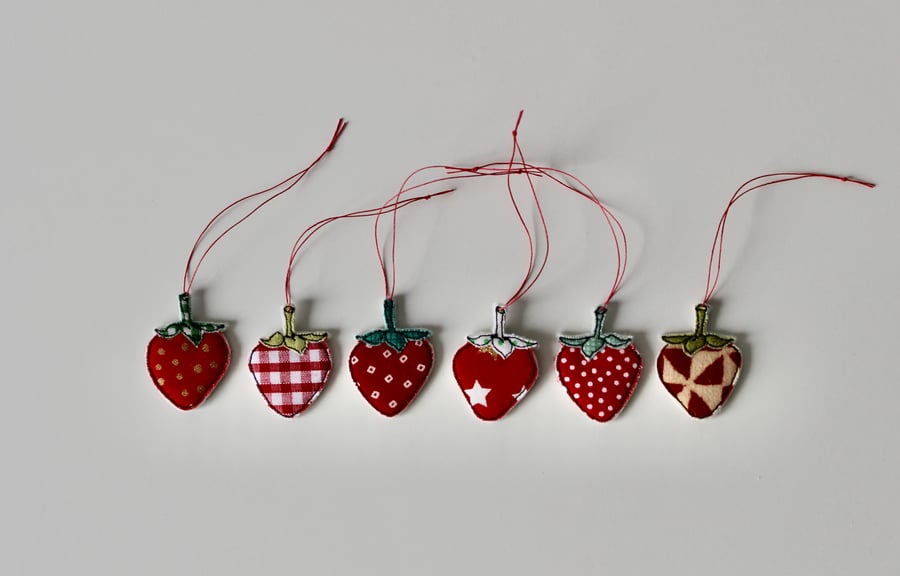 Strawberry Hanging Decorations - Pack of 6