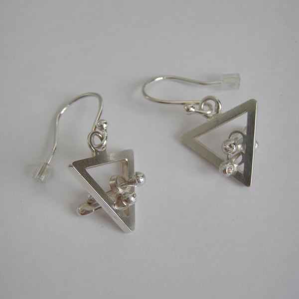Triangle kinetic quirky earrings, interactive, fidget, small polished silver