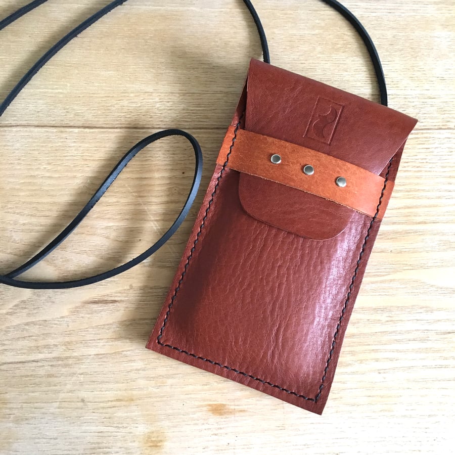 SAMPLE SALE Crossbar Leather Phone Pouch