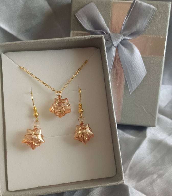 Wire Wrapped Star Necklace and Earrings - Orange