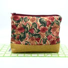 An attractive way of keeping those small items safe.  This pouch is just the job