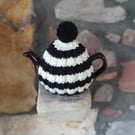 Vegan Small Tea Cosy for 2 Cup Tea Pot, Cornish Style, Hand Knitted
