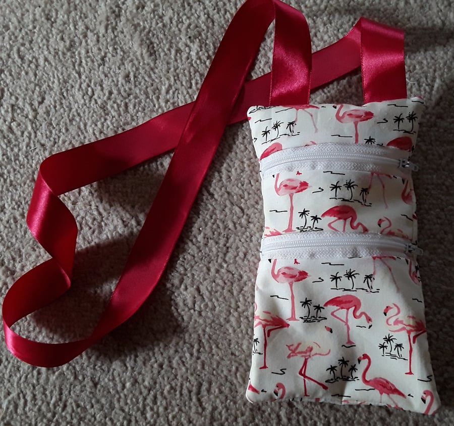 Round the neck, Flamingo money bag (3)