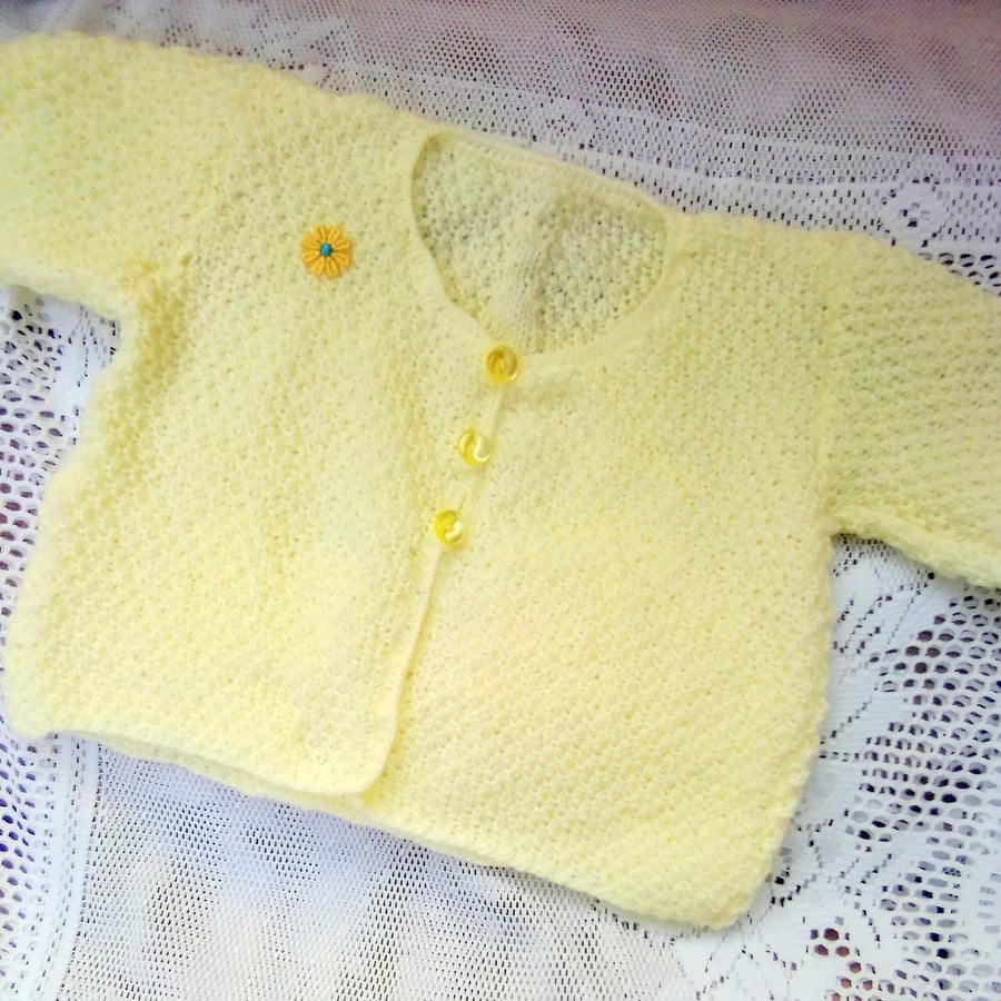 Girl's Knitted White Textured Cardigan with Yellow Daisy Embellishments