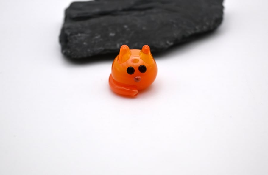 small orange cat keepsake figure