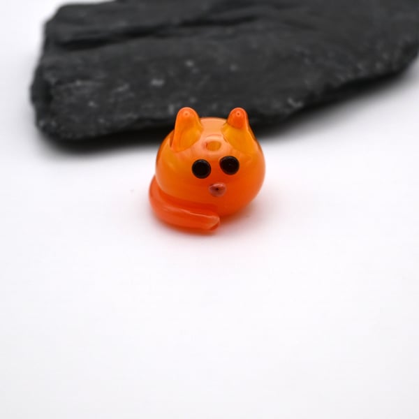 small orange cat keepsake figure