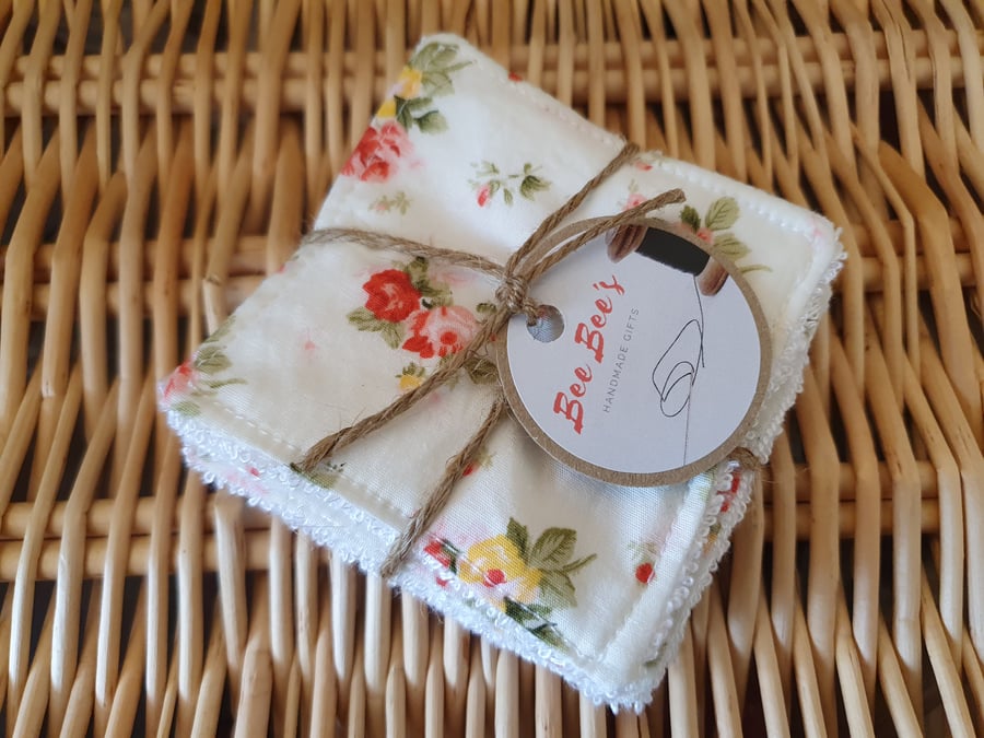 7x White Floral 3x3inch Reusable Wipes 