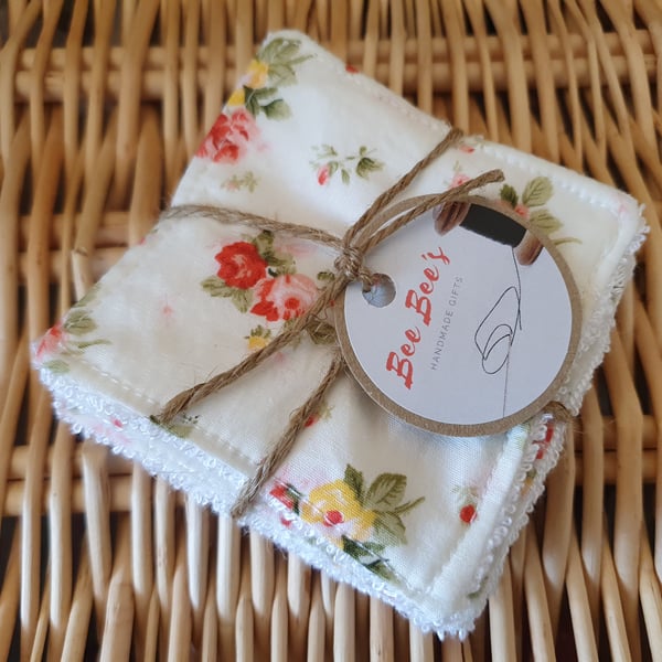 7x White Floral 3x3inch Reusable Wipes 