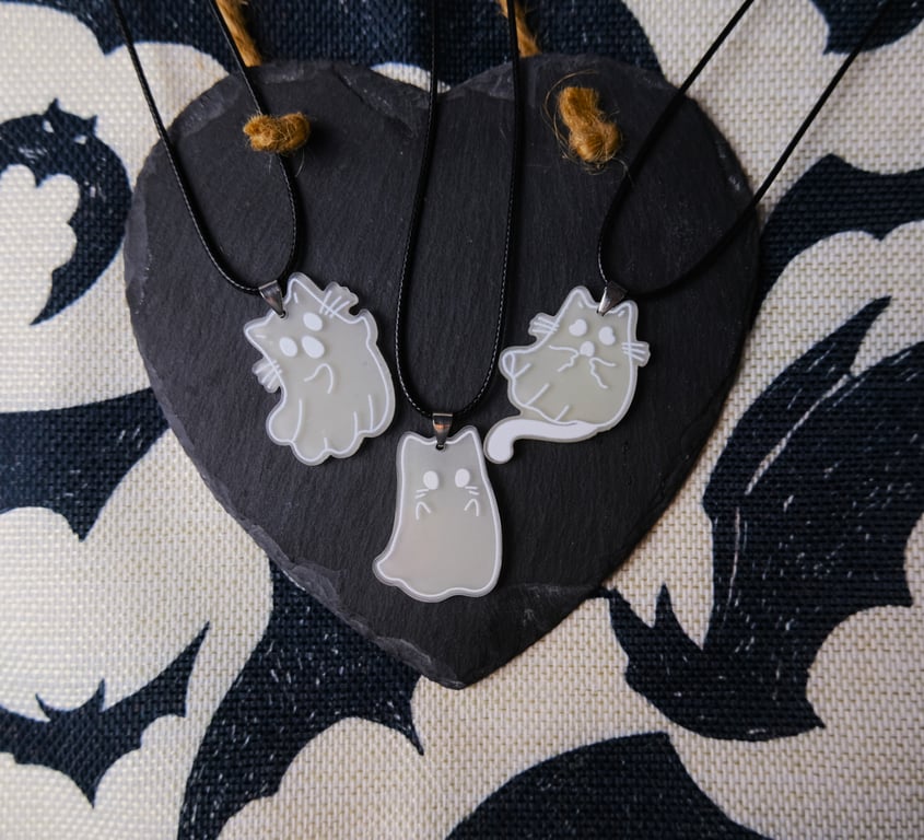 Ghost Cat Glow In The Dark Necklace