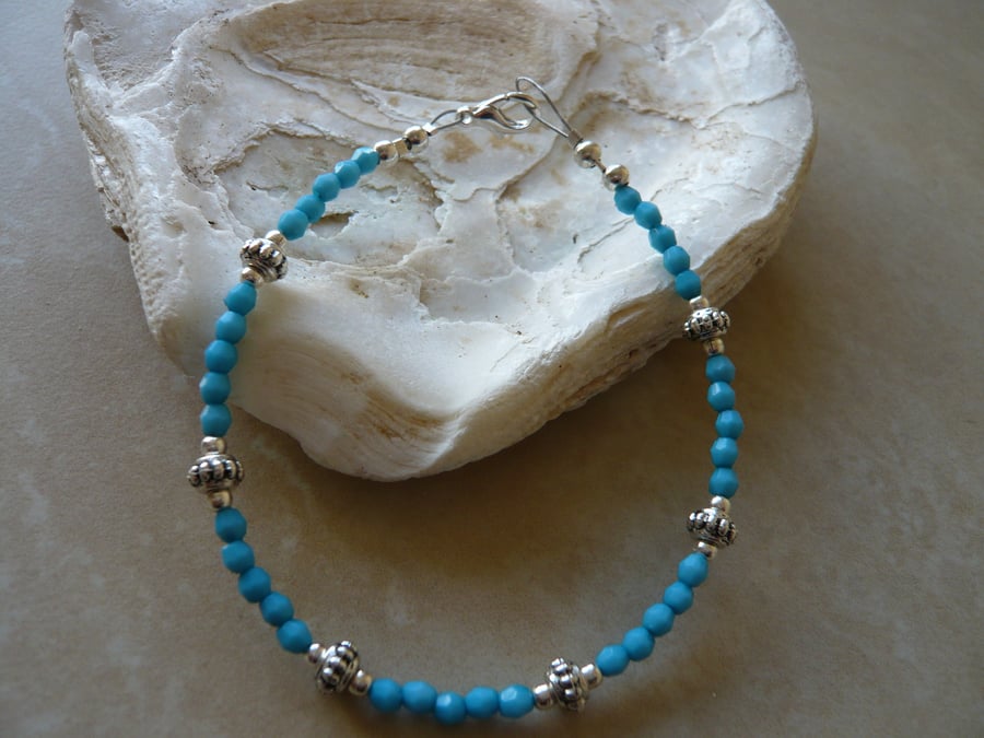 Turquoise Bead Bracelet