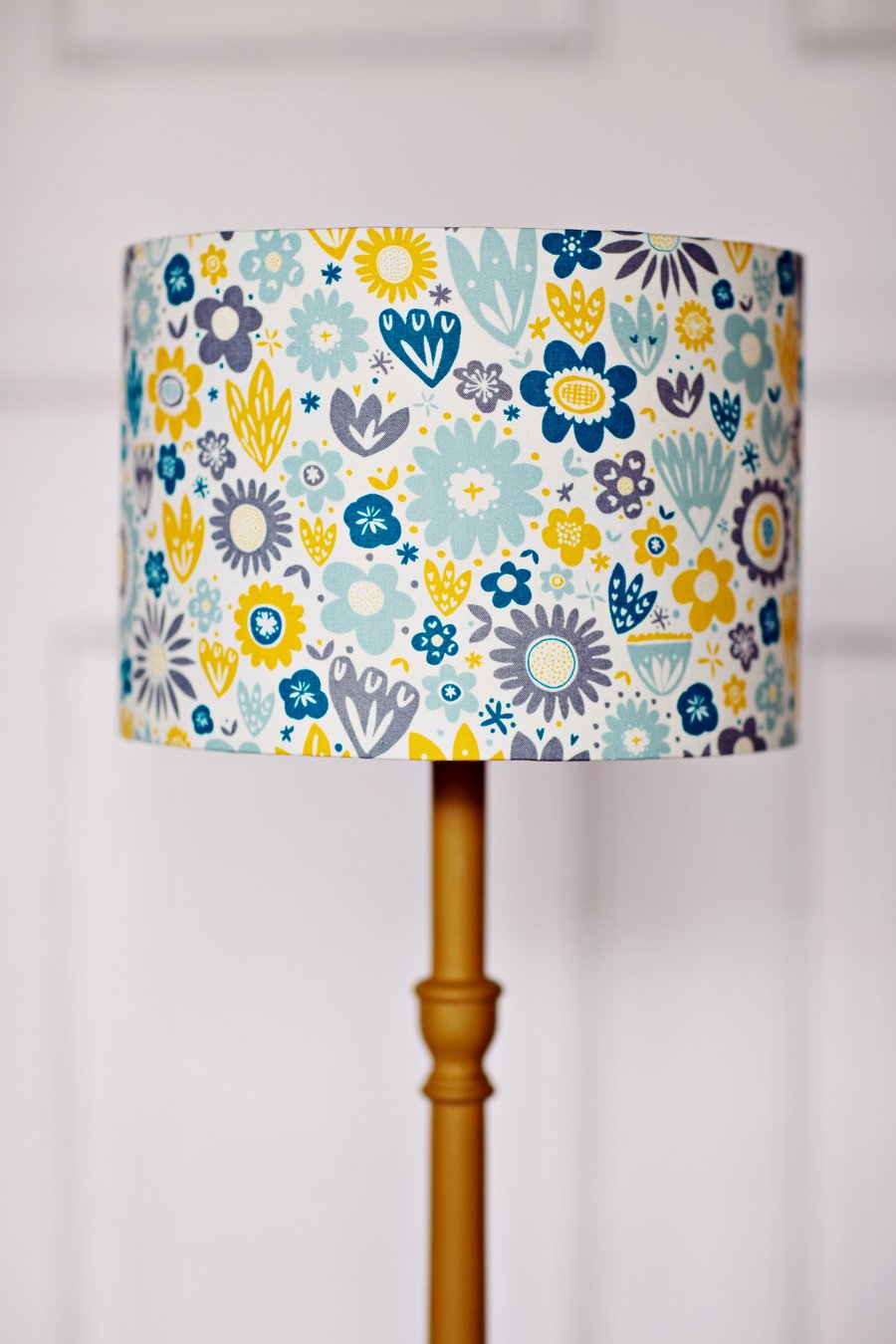 Blue white lamp, blue lampshade, yellow lamp shade, drum lampshade, lampshade