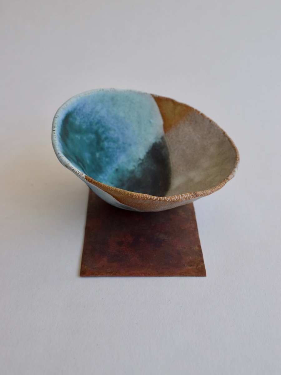 Seashell Dish in Stoneware