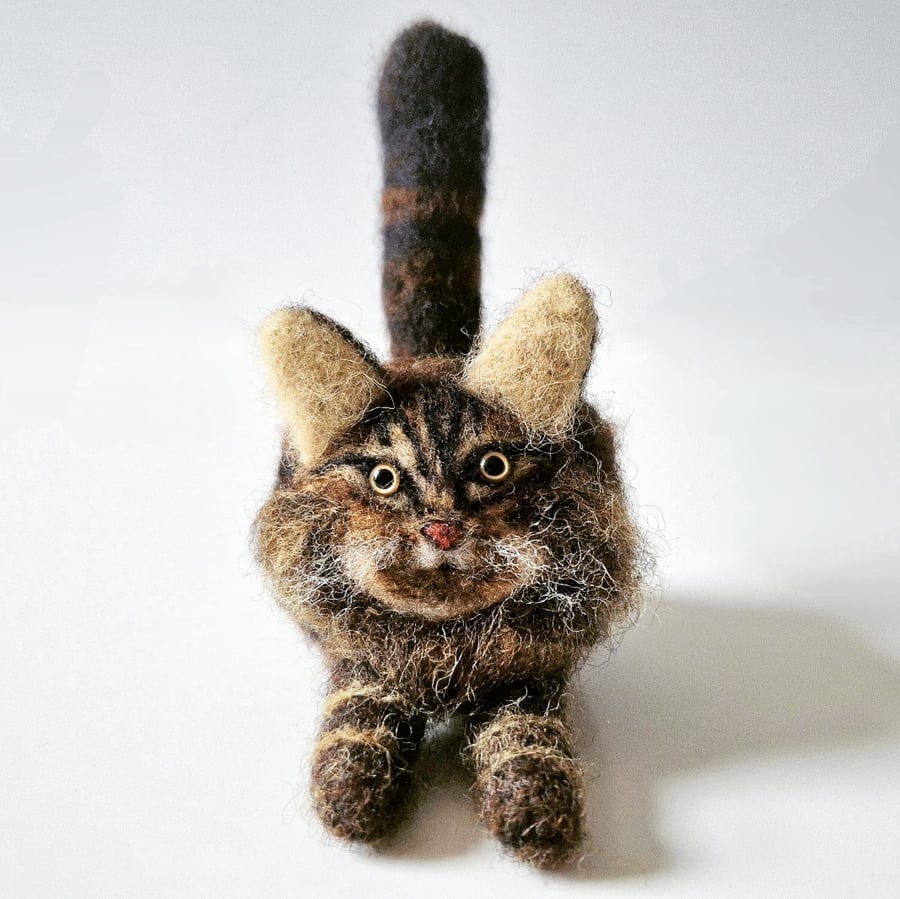 Needle Felted Cat Portrait - Custom Felt Cats, Brown Ginger or Grey Tabby