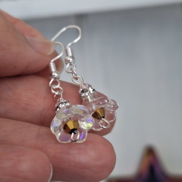 Dainty glass flower clear sparkly earrings 