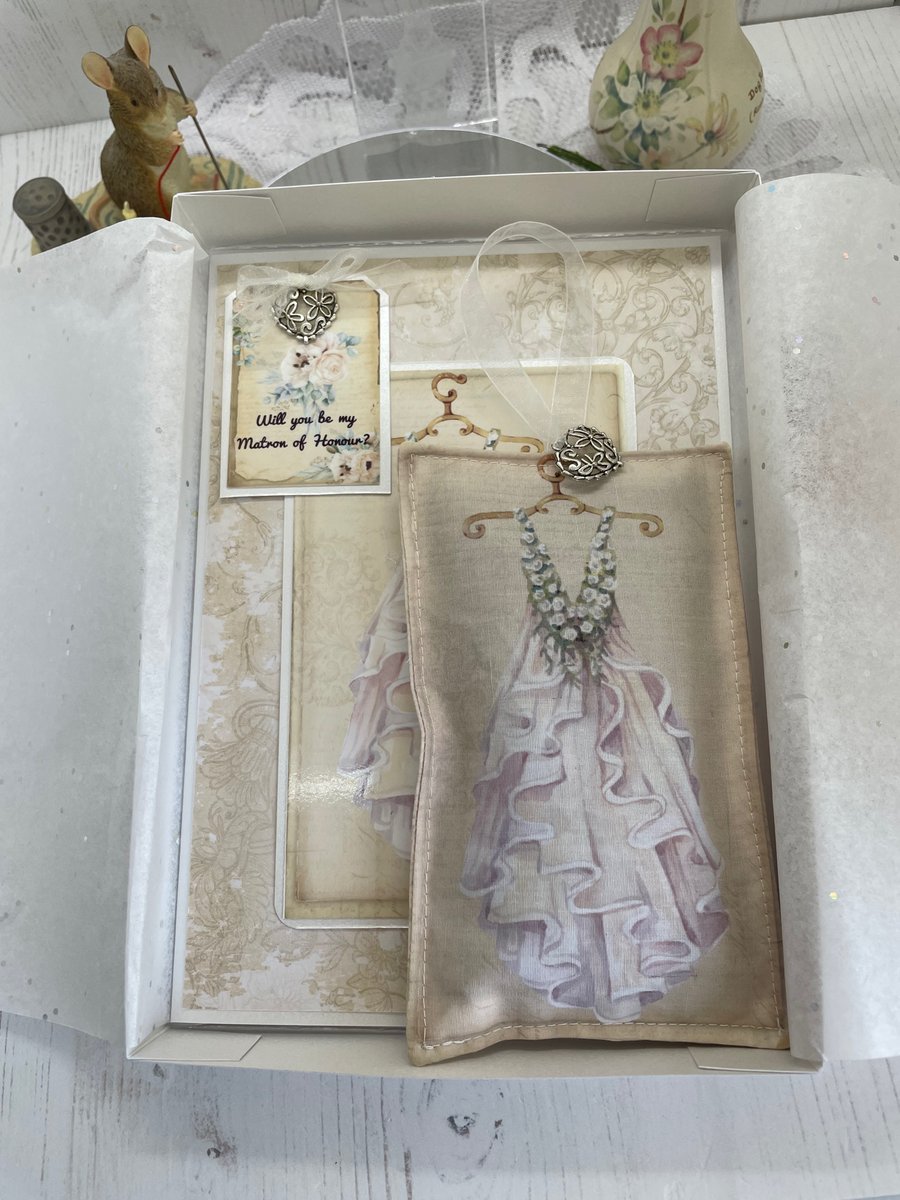 Wedding Matron of Honour card & lavender sachet boxed gift set PB1