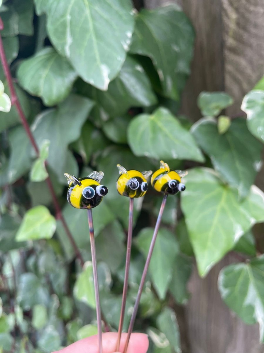 Individual Bumblebee Stems - Single Glass Flowers - Flower Bouquet - Garden Whim