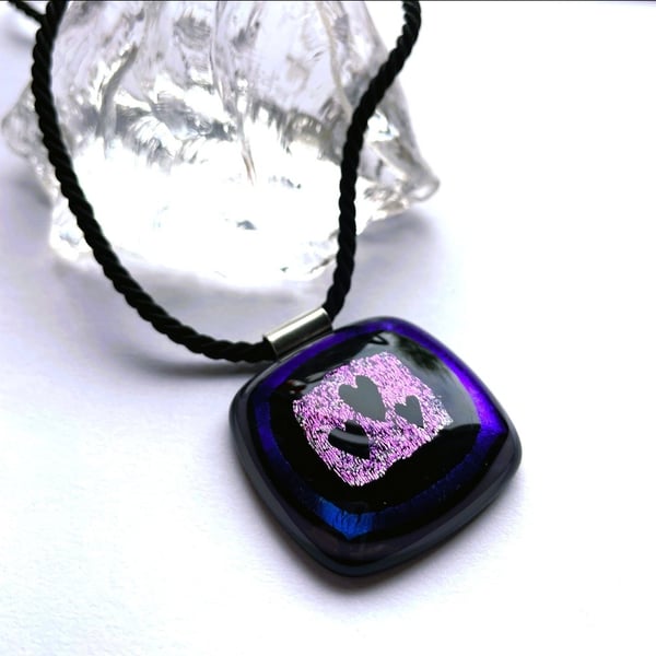 Electric pink and blue glass pendant 