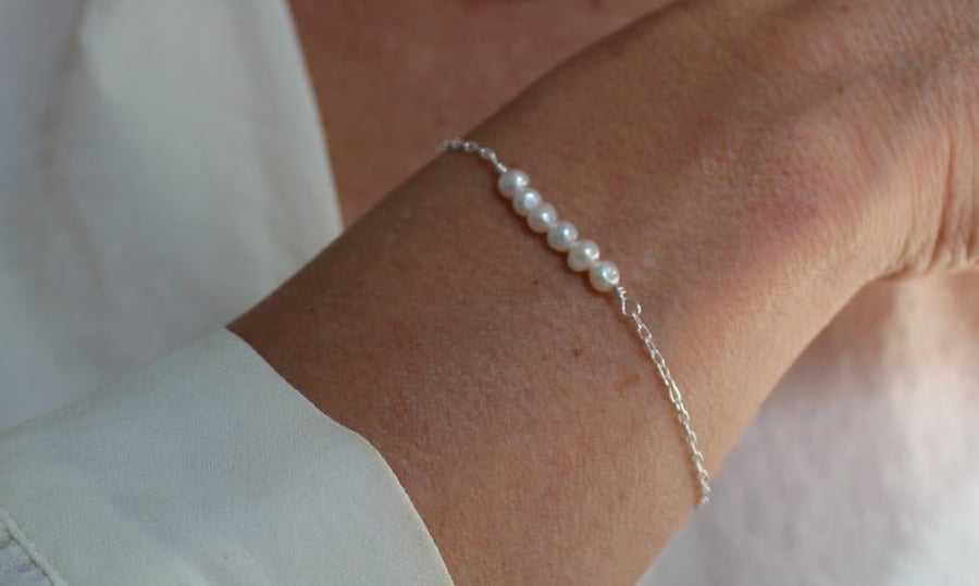 Sterling Silver freshwater pearl bracelet