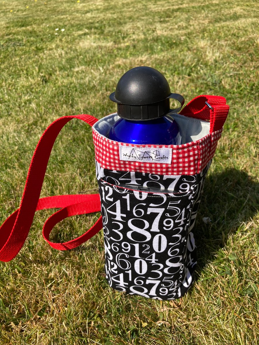 Water bottle carrier with pocket for phone - black and red