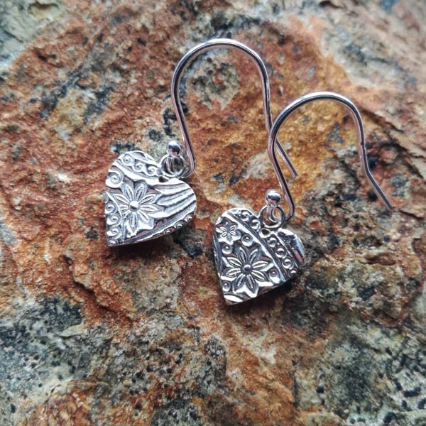 Pattern Heart Earrings.