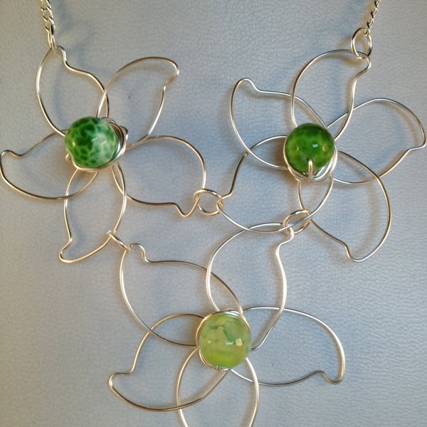 Agate flower necklace