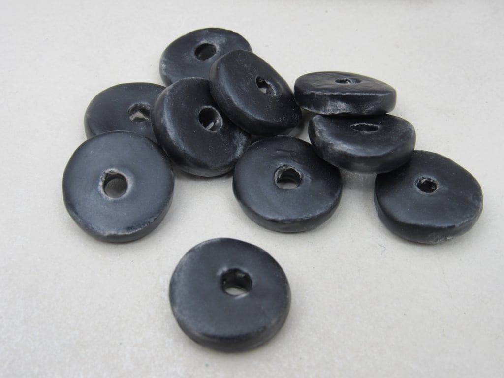 10 Medium Coal Black Glazed Ceramic Washer Beads