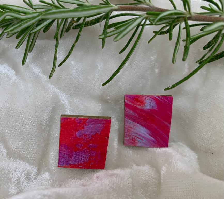 Stainless steel post earrings 