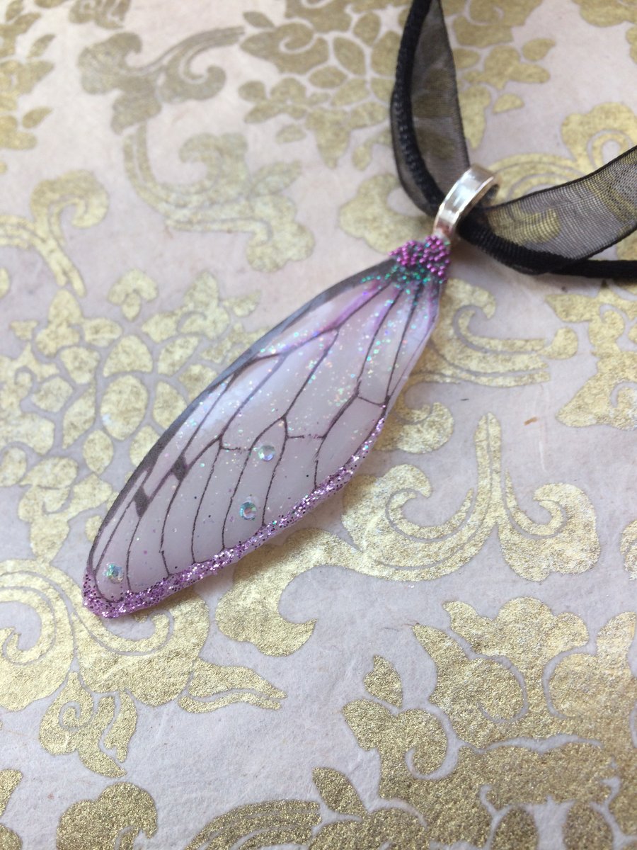 Magical Pale Pink Shiny Sparkling Fairy Wing Necklace 