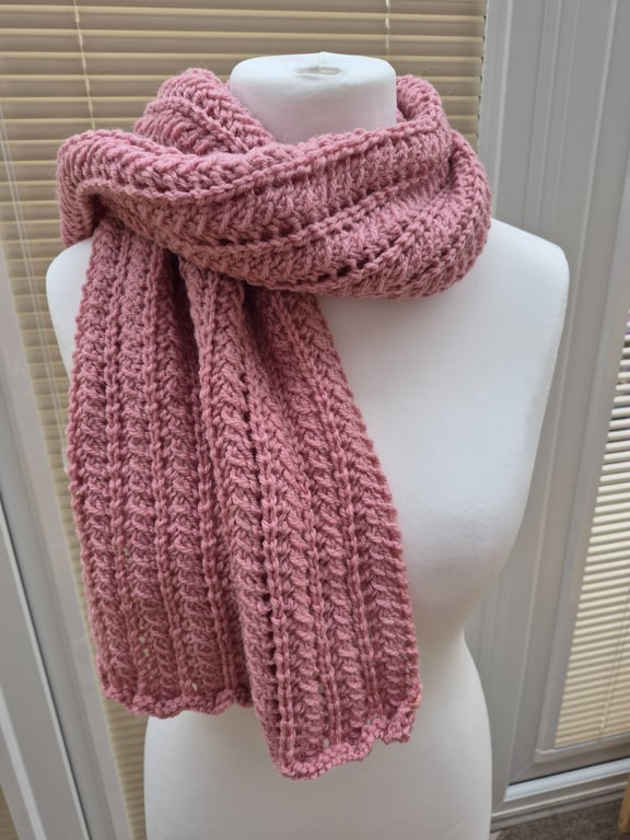 Hand knitted scarf 
