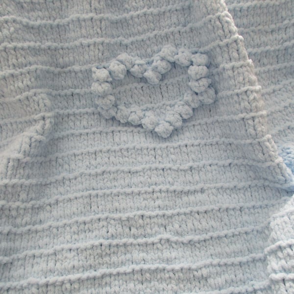Bobble Heart Pram Buggy Blanket