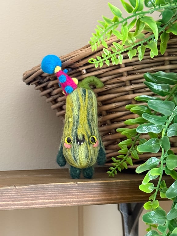 Party Pickle Pink Hat