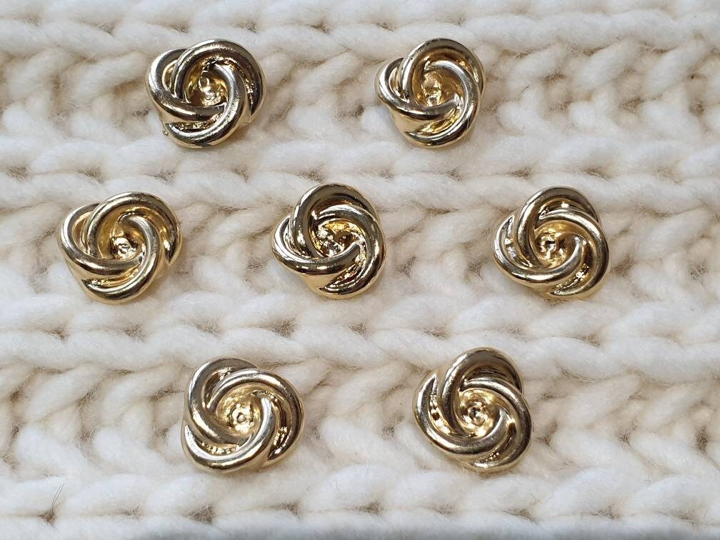 3 4" 19mm 30L Gold Knot Buttons Light weight