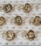 3 4" 19mm 30L Gold Knot Buttons Light weight - Image 1