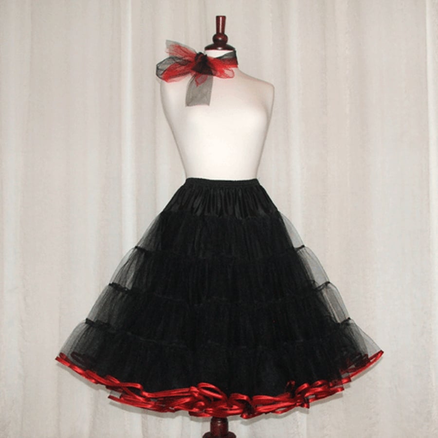 Vintage style 50's rock 'n' roll custom made petticoat with satin bound edge 