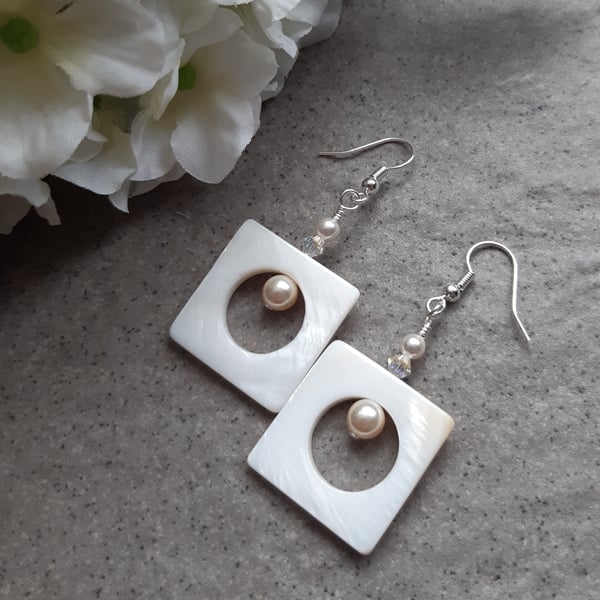 Mother Of Pearl Shell Silver Plated Earrings With Pearl and Crystal